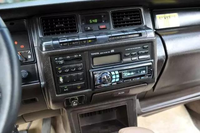 开10万的车, 用100万的配置, 现在的国产车有钱