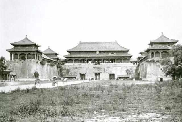 慈禧出逃的后,日本人拍下紫禁城全景,极为罕见