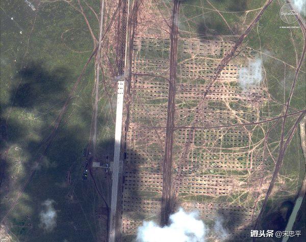 美国卫星拍下俄罗斯东方-2018军演