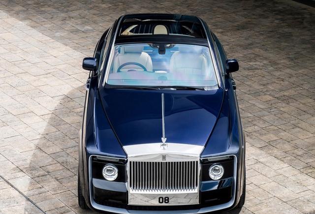 劳斯莱斯慧影全新车型正式发布 售价近亿元