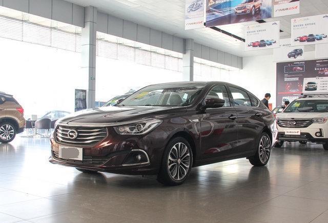 既要中型车还要性价比, 它颜值酷似奥迪A6, 性价比完爆大众朗逸