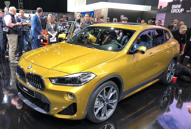 宝马X2国外已上市，实用不及X1却比X1“骚”，起售价仅四万