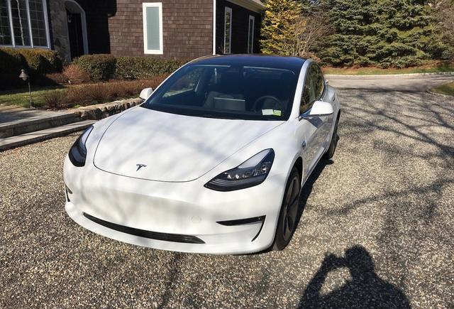 2018年出厂,特斯拉 Tesla Inc纯电动汽车