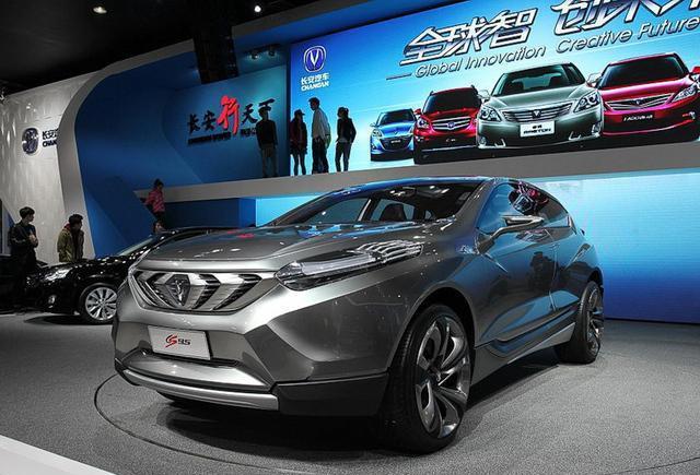 就冲着外形，还想打败本田冠道？先过了本田缤智这一关再说吧！