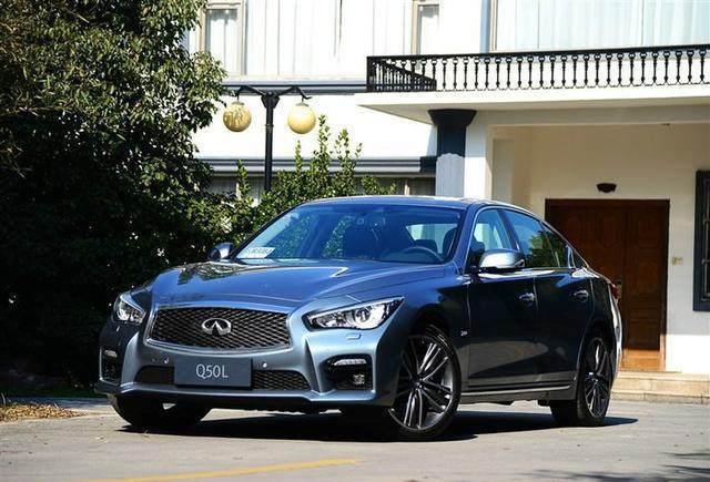 30万预算买豪车，不如这5款车，奔驰靠边站，堪比保时捷