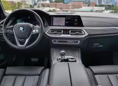 2019款宝马X5全新亮相，外观超硬朗，比路虎揽胜大气配四驱