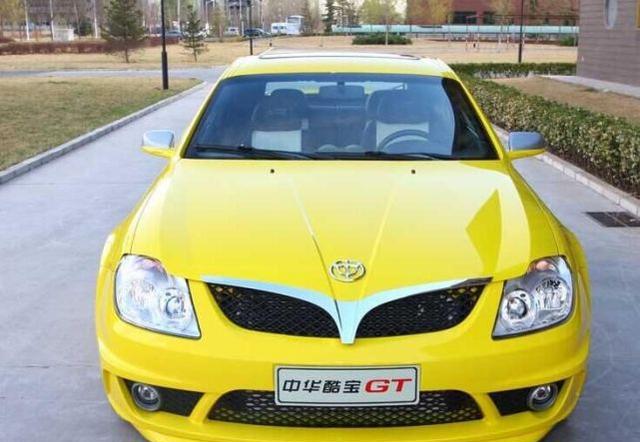 国内首款走量跑车，掀背设计+保时捷内饰，无奈定位模糊成鸡肋