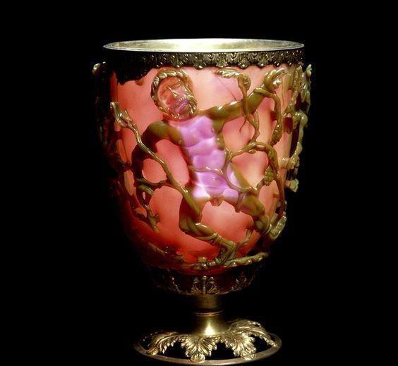 两个酒杯一个弓一条蛇猜成语_酒杯图片伤感