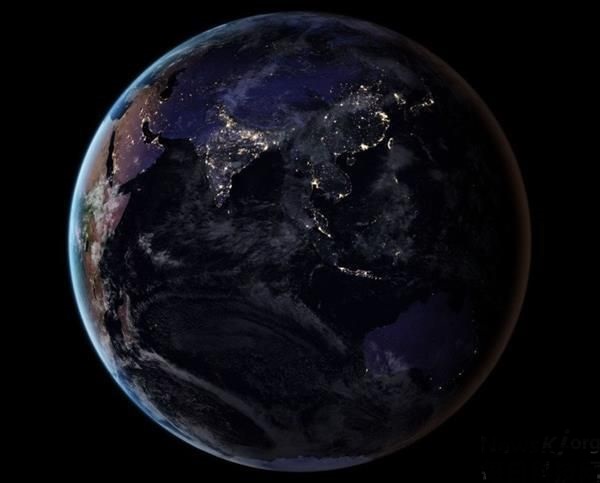 从太空中传来地球的夜景照片,发现地球另外一种美!
