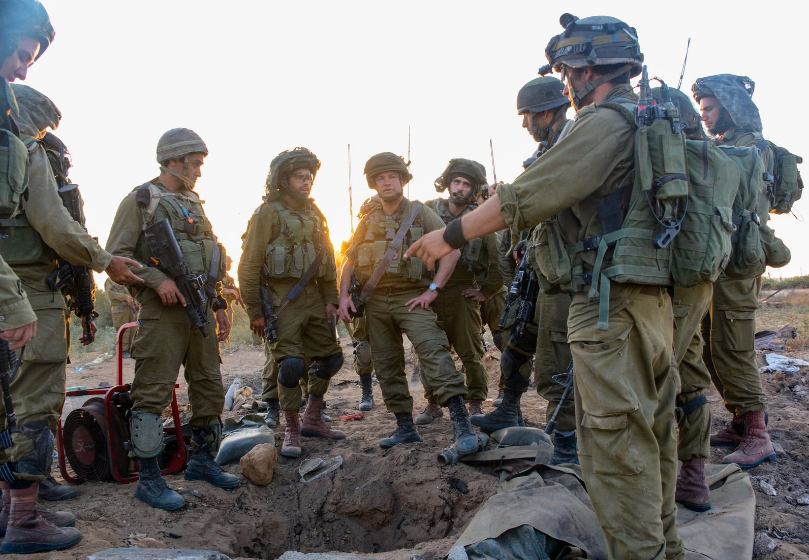 礼尚往来?以色列突然逼俄罗斯报恩,为打伊朗扫