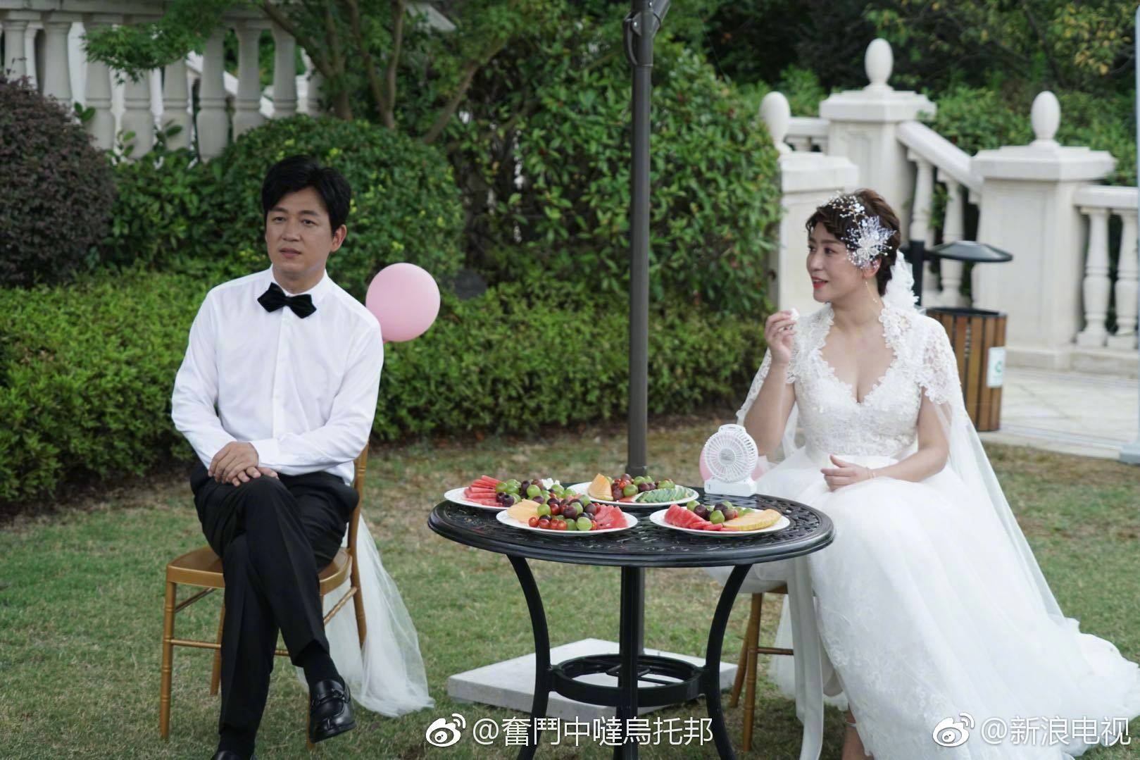 小浪赴无锡探班电视剧《逆流而上的你》