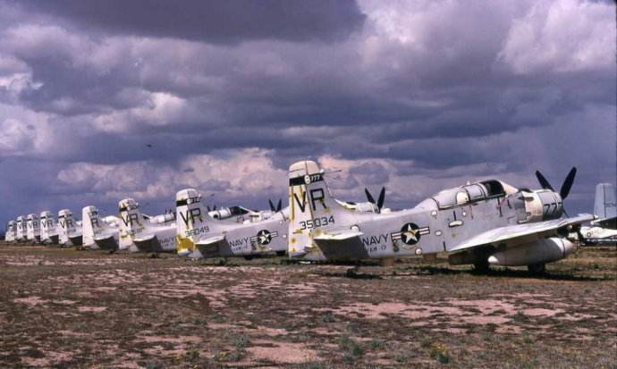 美国还能称霸世界多少年?美上将说出实话,此国