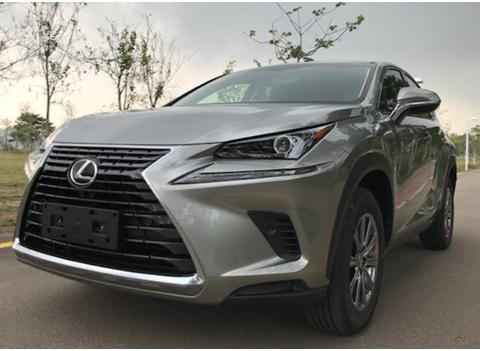 仅30万豪华SUV，比奥迪Q5还漂亮，标配6气囊ESP，开十年不怕坏