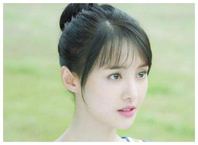 18年金鹰女神票数排行Top5:郑爽力压杨幂排第