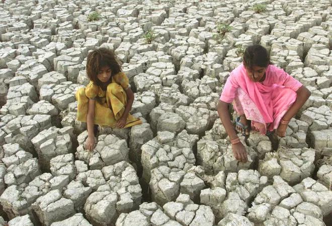印度每年印因缺水30万人渴死,效仿南水北调,却想用中国的水!