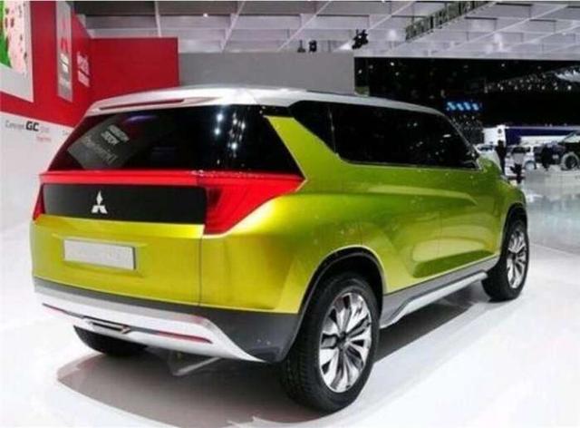 三菱被逼急了眼!新车比奥迪还漂亮,配四驱不足8万