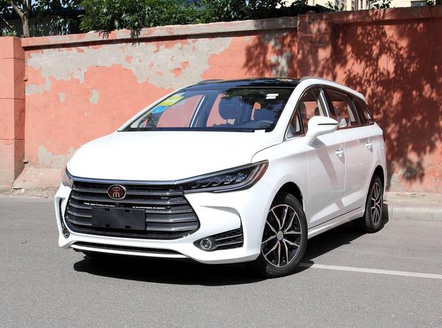 名字好听不行价格实惠才是真自主老大挑战MPV市场，直指宋MAX