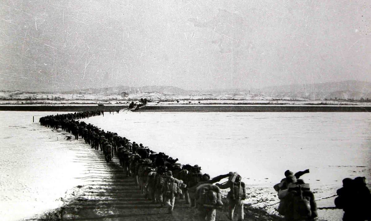 84岁老人受不公待遇近30年,逝世后另一个身份