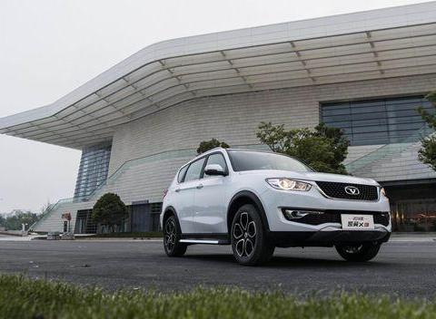 6万块能买到手 配置比15万的合资车还丰富 凯翼X3开起来怎么样？