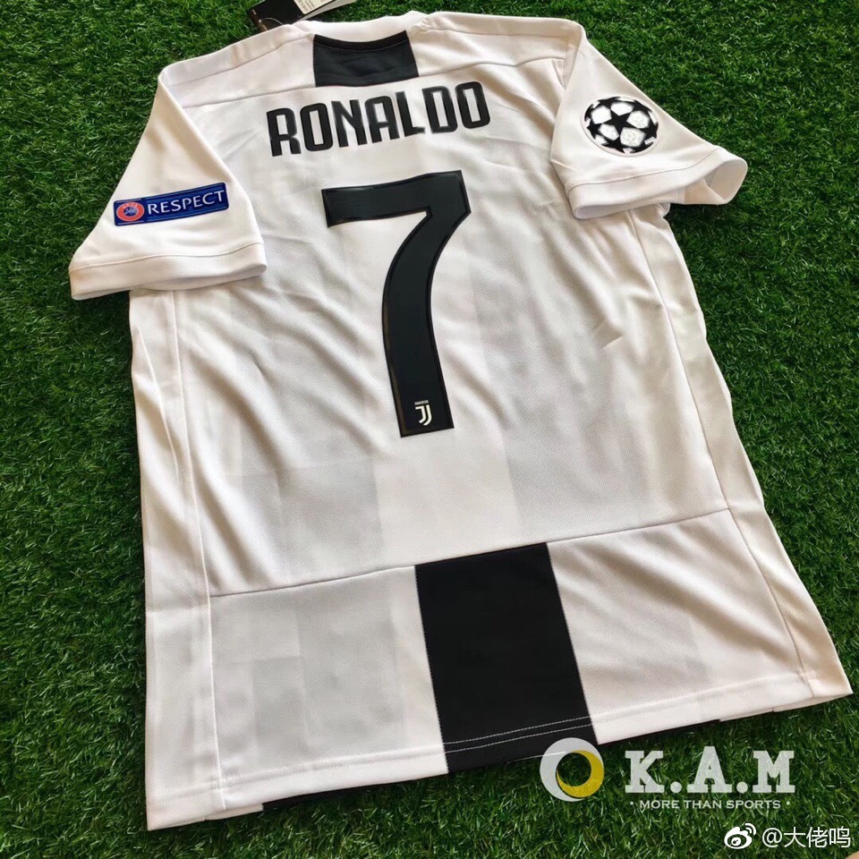 终于搞定了我偶像CR尤文图斯新赛季球衣,这里