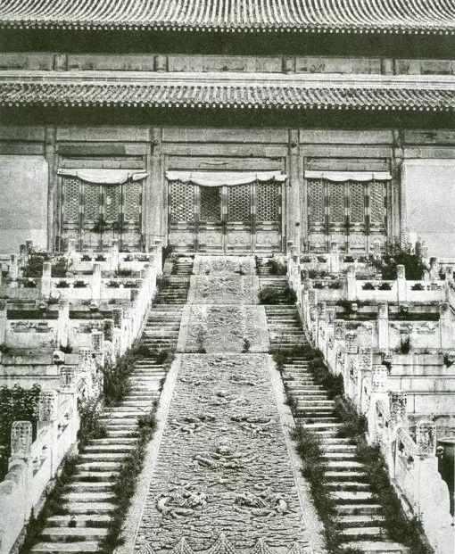 慈禧出逃的后,日本人拍下紫禁城全景,极为罕见