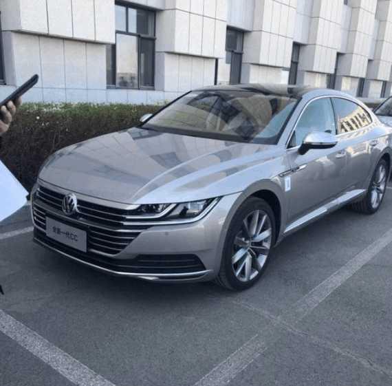 首批新款大众CC到店实拍，比奥迪A4L更漂亮，预计24万起