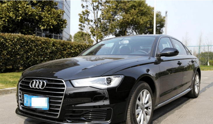 上海车友花34万提奥迪A6L, 内饰不胜奔驰却让宝马自叹不如