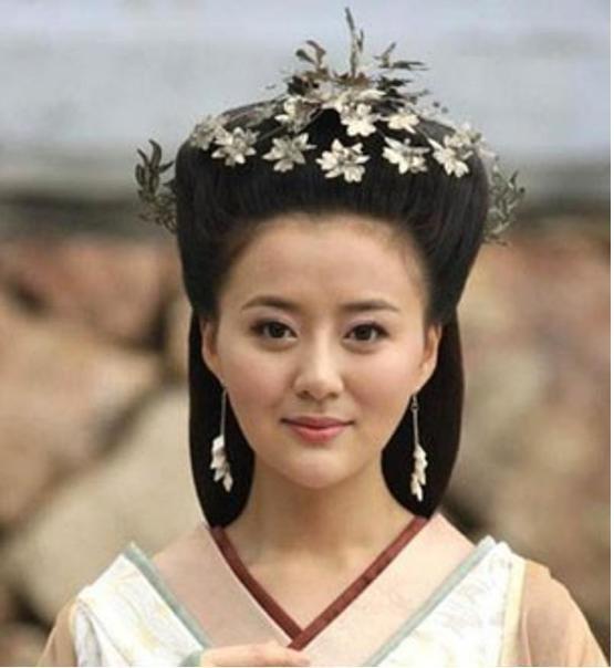 还记得《美人心计》的子冉吗?演戏十年不红,如