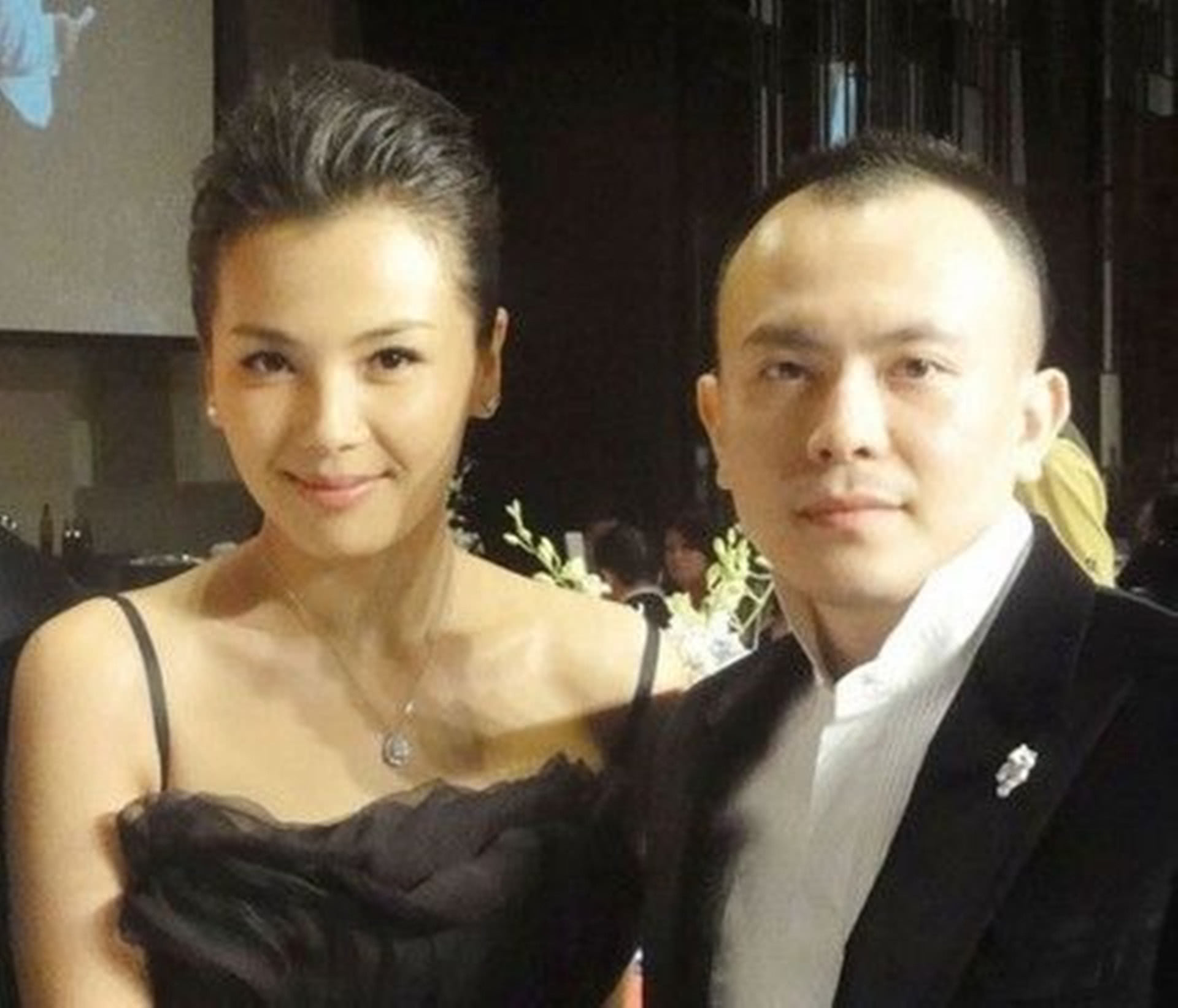 刘涛"陪睡门"被小鲜肉曝光,网友破骂:滚出娱乐圈!