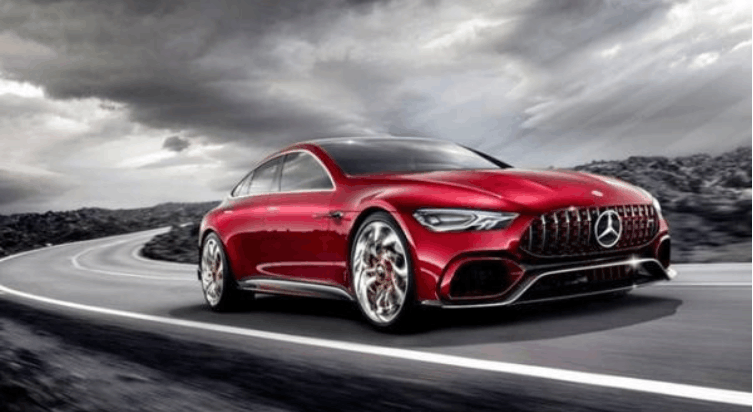 奔驰AMG GT四门轿跑即将亮相, 直怼保时捷帕拉梅拉!