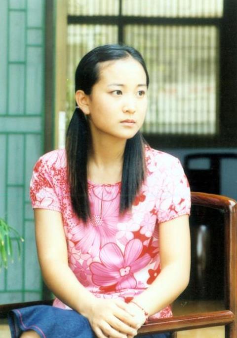 贾玲年轻时的照片