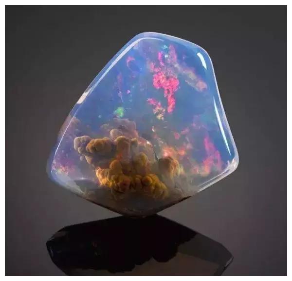 10个世界顶级的绝美矿石:有的好像"星空",你最想拥有哪一颗