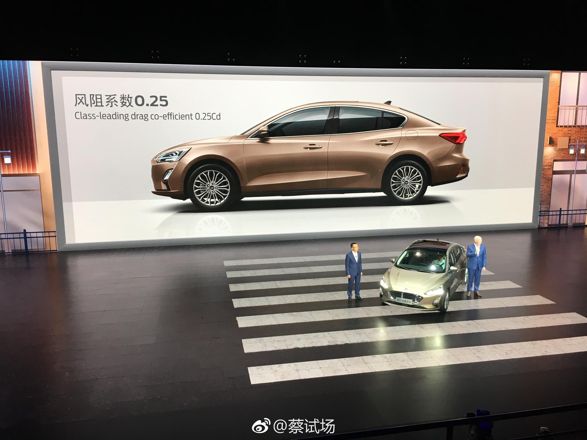 福特新一代福克斯全球首发:第4代福克斯三厢版