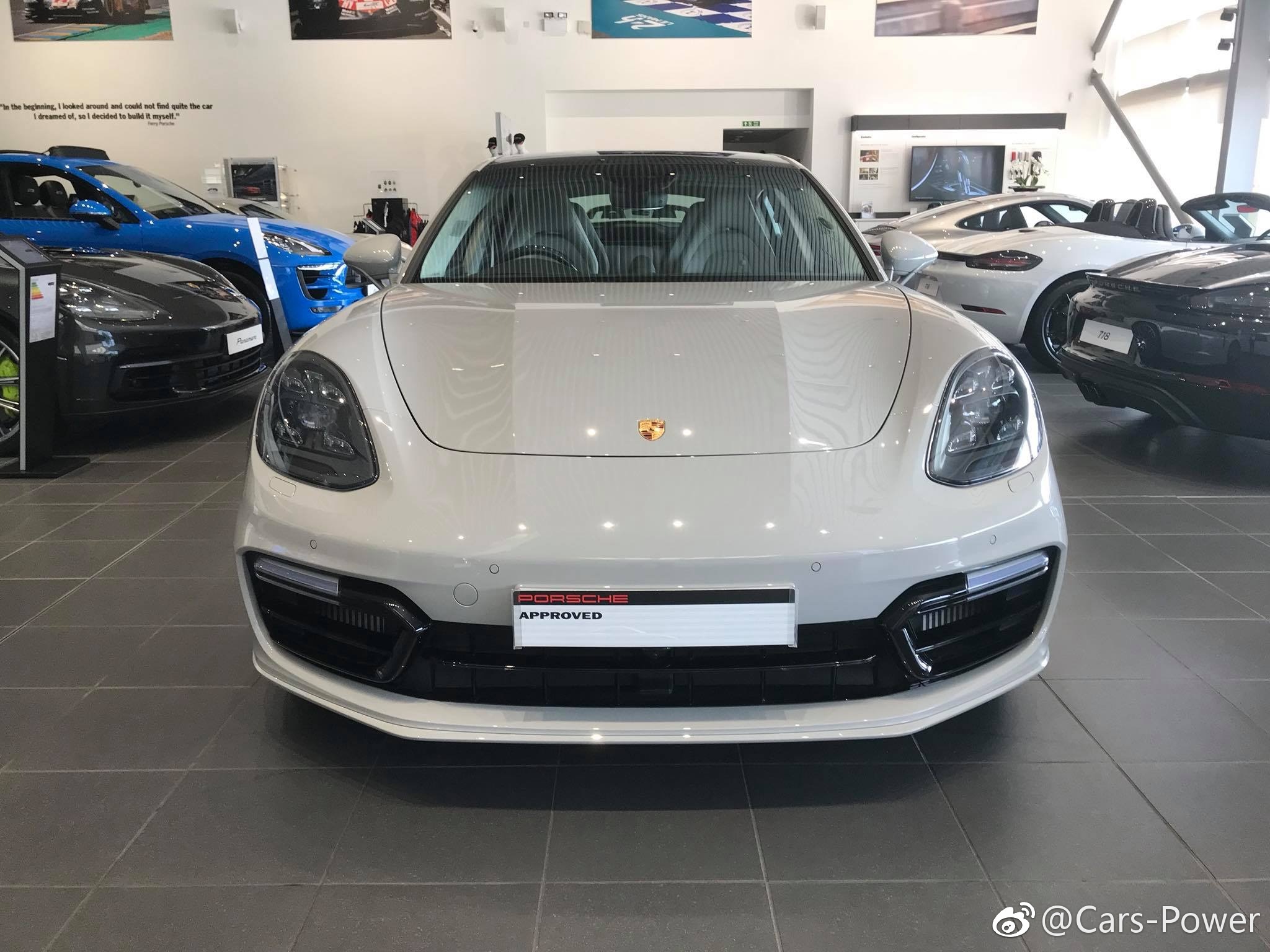 保时捷新帕纳梅拉 turbo s