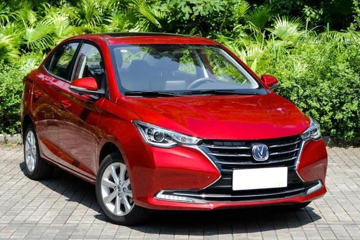 公认性价比神车换代，售价4.X万起，外观无敌，310终于遇对手