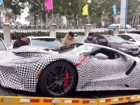 678万的福特，国内已经有交车的了，开出去就引起围观！