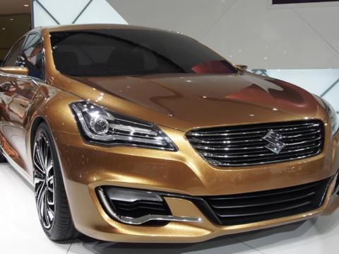 日系车好狂! 颜值完胜思域, 配全时四驱才卖10万, 扬言吊打国产车