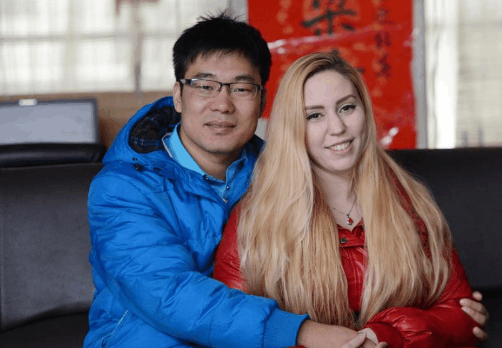 那些年娶了外国媳妇的中国青年, 如今过得怎么样?