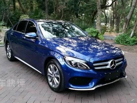 开着奔驰上高速 看看这位车主经历的惊魂一幕