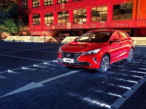 长安逸动XT再次曝光，全新车型长成这样！网友大赞颜值倍升！