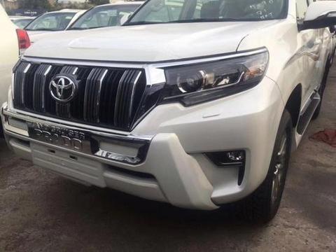 18款丰田霸道2700后挂中东版普拉多性能详解