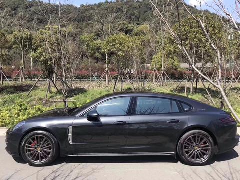 窈窕淑女君子好逑--panamera