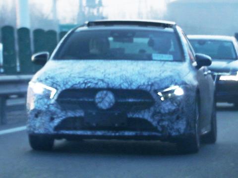 独家|最智能、最有驾驶感的紧凑型车 正在北京伪装路试