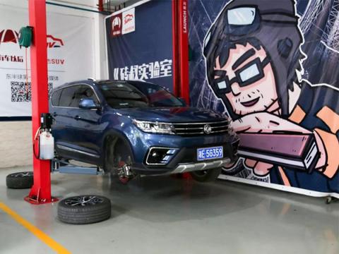 年销7万辆，这款配置丰富的国产SUV，底盘有没有偷工减料？