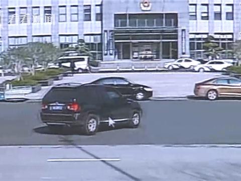 男子为了面子将双环车改装成宝马 停进交警队大院被一眼识破