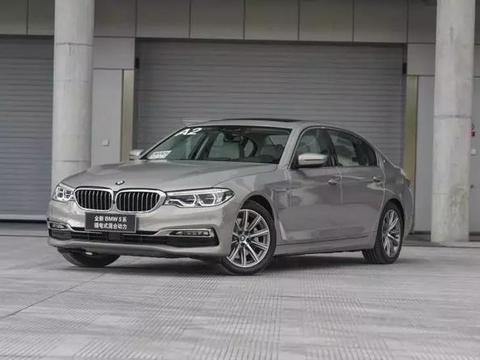 这台混动宝马居然和普通版一个价！还比老款便宜20万！