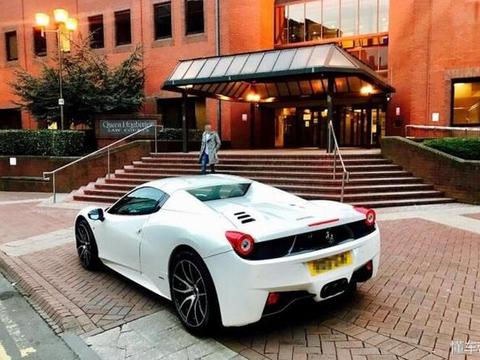 百万法拉利458惨遭肢解，车主欲哭无泪