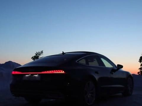 2018款奥迪A7鉴赏，当尾翼升起的那刻才是真正的霸气