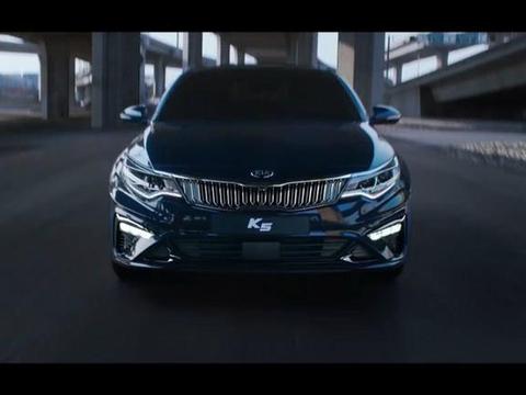 这车即将改款入华，外观比马自达6更帅，就这个大嘴前脸就值15万