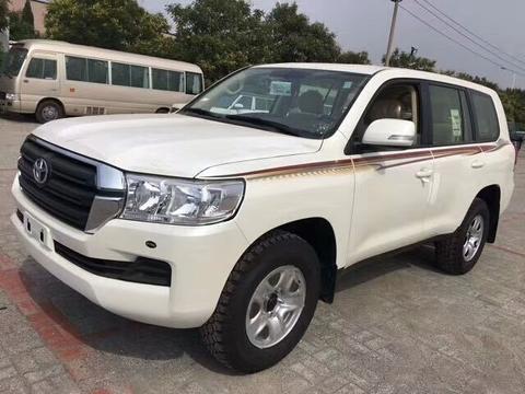 中东版丰田兰德酷路泽4000乞丐版